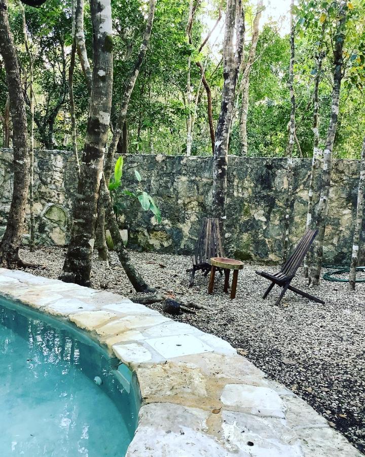Escarabajo Rojo Bed & Breakfast Tulum Exterior photo